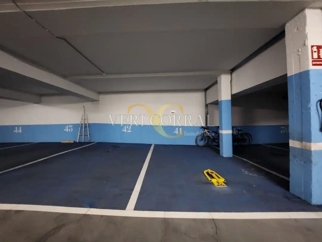 Garage for sale in Barru, Posada - Barro