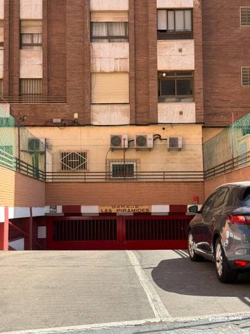 Garaje en Alquiler en Carrera de los Picos en Oliveros - Altamira