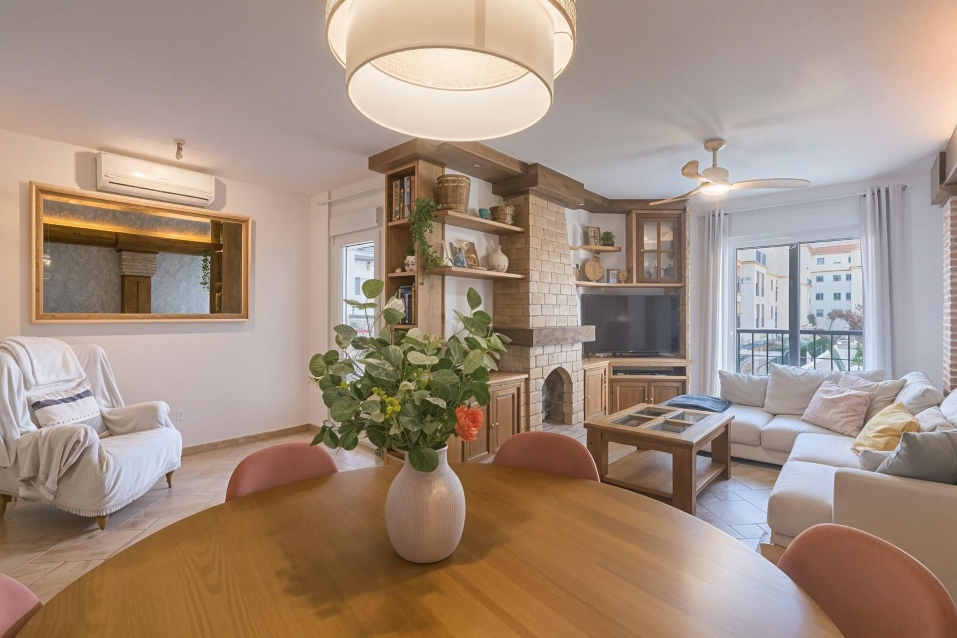 Piso en venta en Calle de Luis Buñuel, Huerta Nueva, Estepona Pueblo