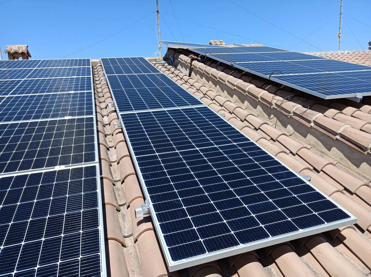 Außenansicht von Einfamilien-Reihenhaus zum Verkauf in Sagunto / Sagunt mit Klimaanlage, Heizung und Terrasse