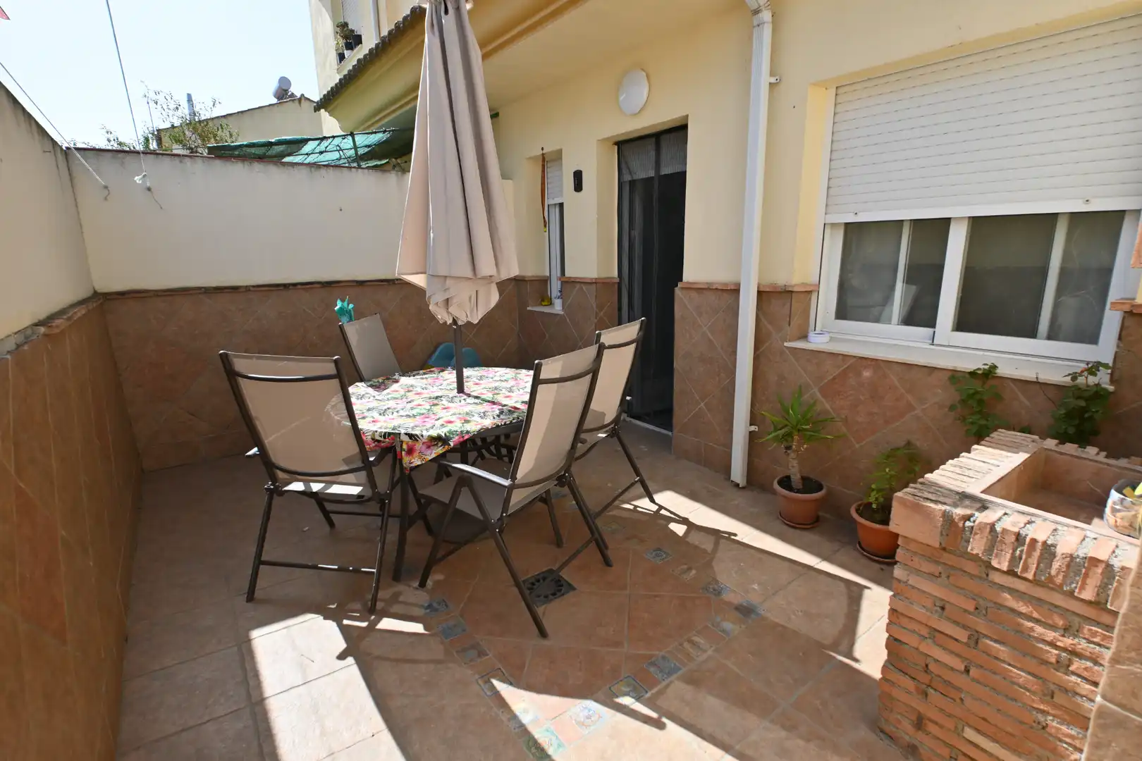 Terraza de Casa adosada en venta en Las Gabias con Aire acondicionado, Trastero y Balcón