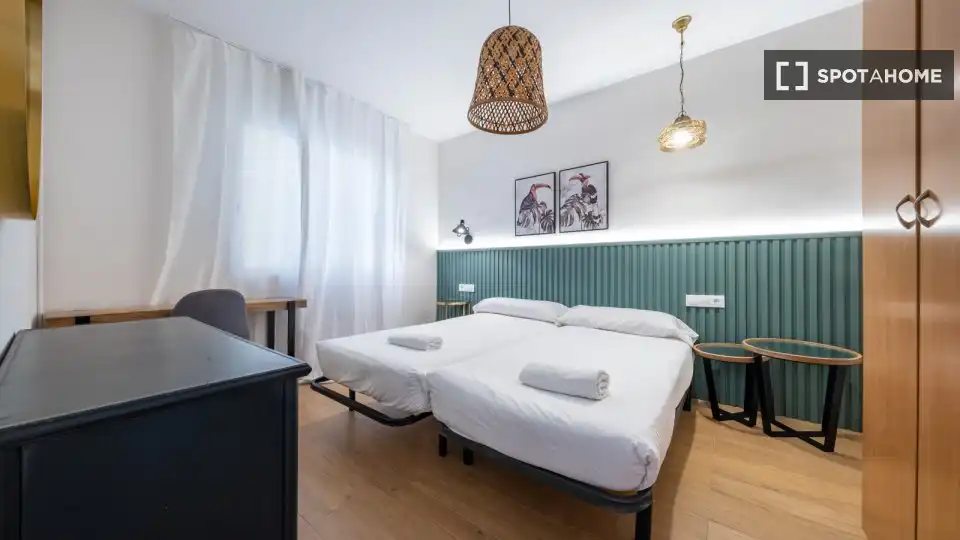 Zimmer in El Baix Guinardó