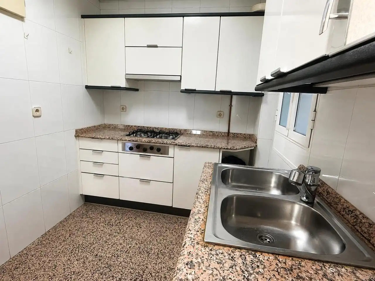 Cocina de Piso en venta en Madrid con Calefacción, Parquet y Terraza