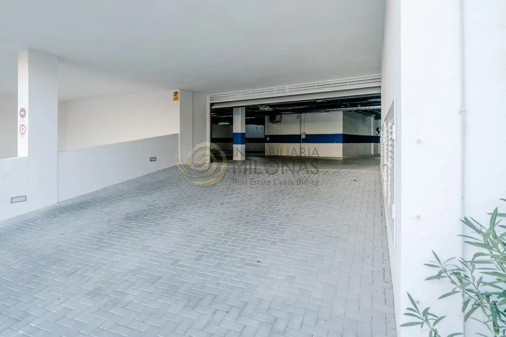 Aparcament de Apartament en venda en Benidorm amb Aire condicionat, Terrassa i Traster