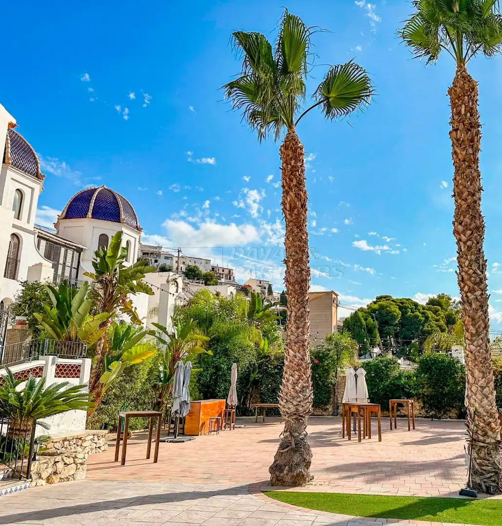 Außenansicht von Gebäude zum Verkauf in Altea