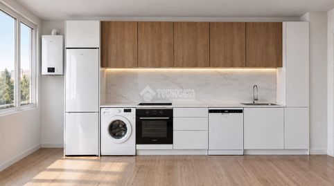 Foto 2 de Piso en venta en La Espinilla - Parque Blanco, Coslada