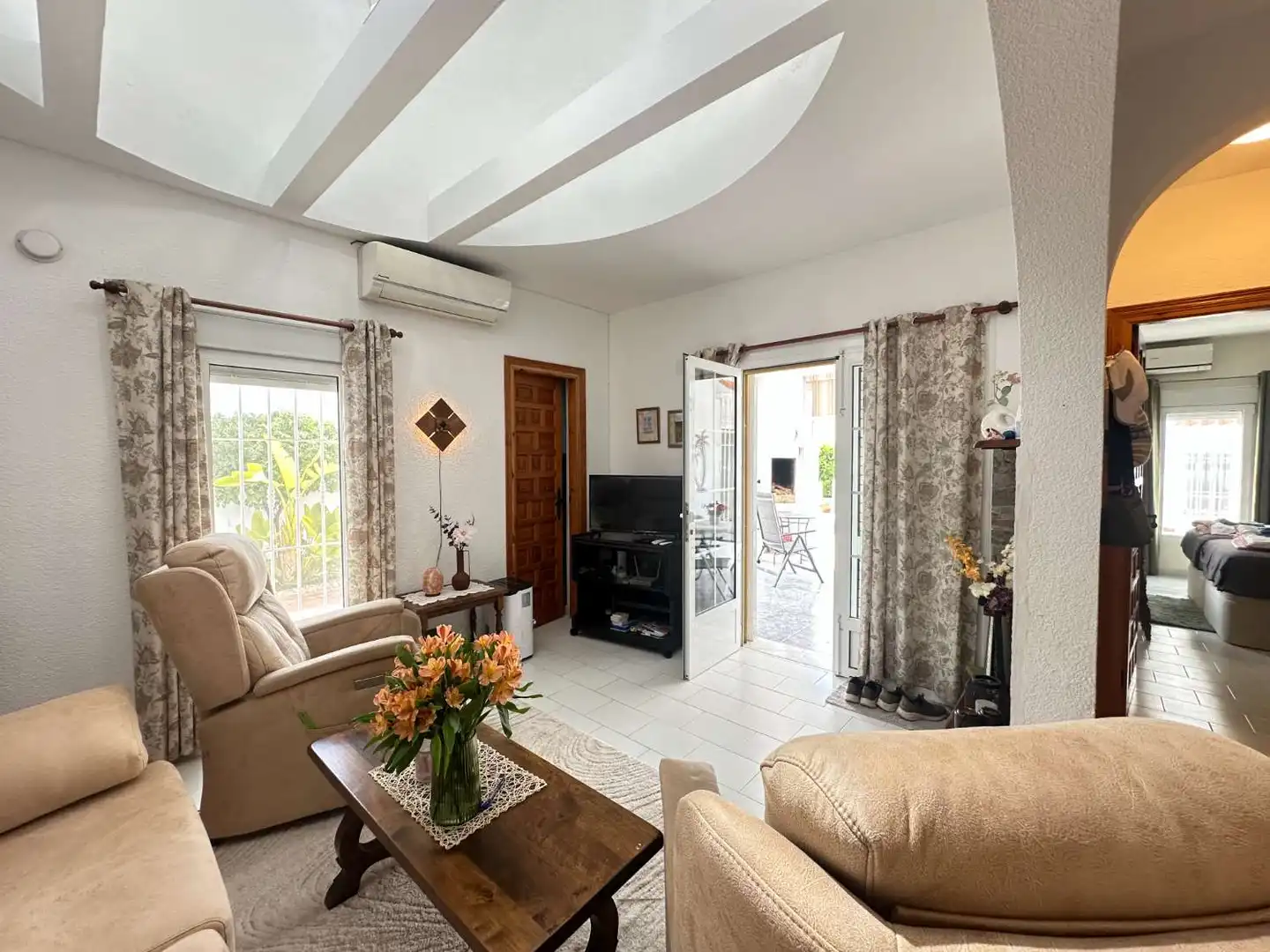 Sala de estar de Casa o chalet en venta en Orihuela con Aire acondicionado, Trastero y Amueblado
