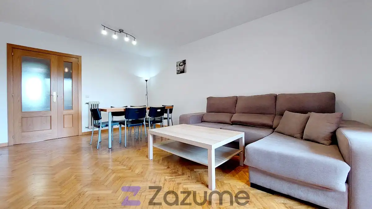 Living room of Flat for rent in  Madrid Capital  with Heating, Parquet flooring and Terrace