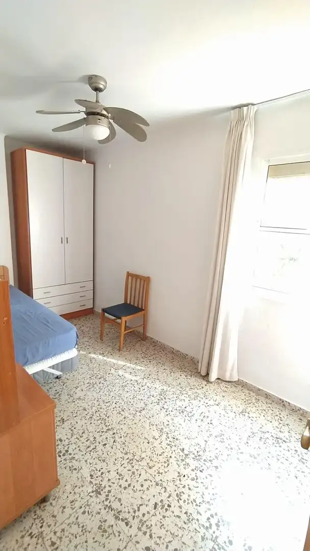 Dormitori de Pis en venda en Málaga amb Aire condicionat, Jardí privat i Terrassa