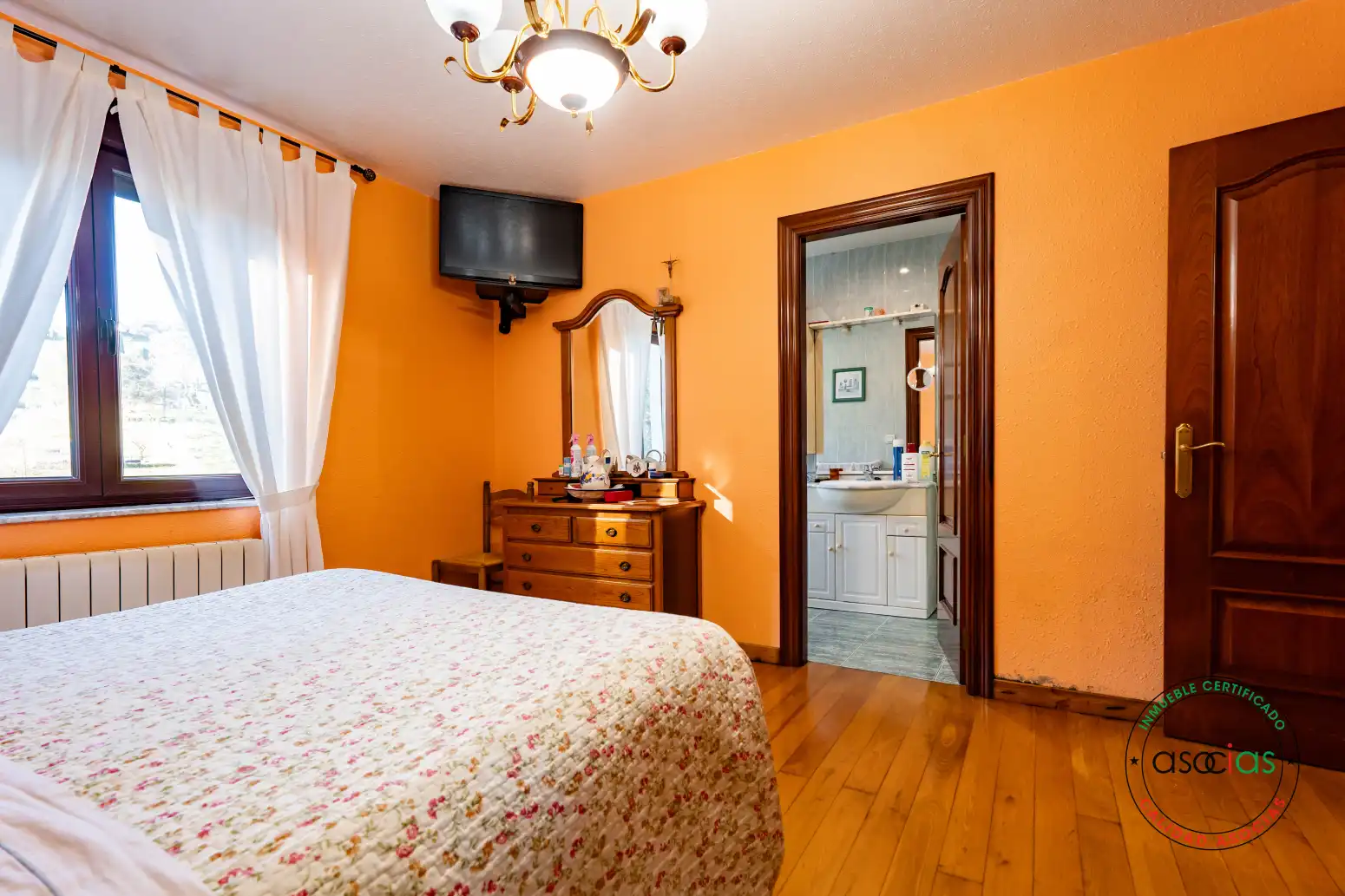 Habitación de Casa o chalet en venta en Gijón  con Calefacción y Amueblado