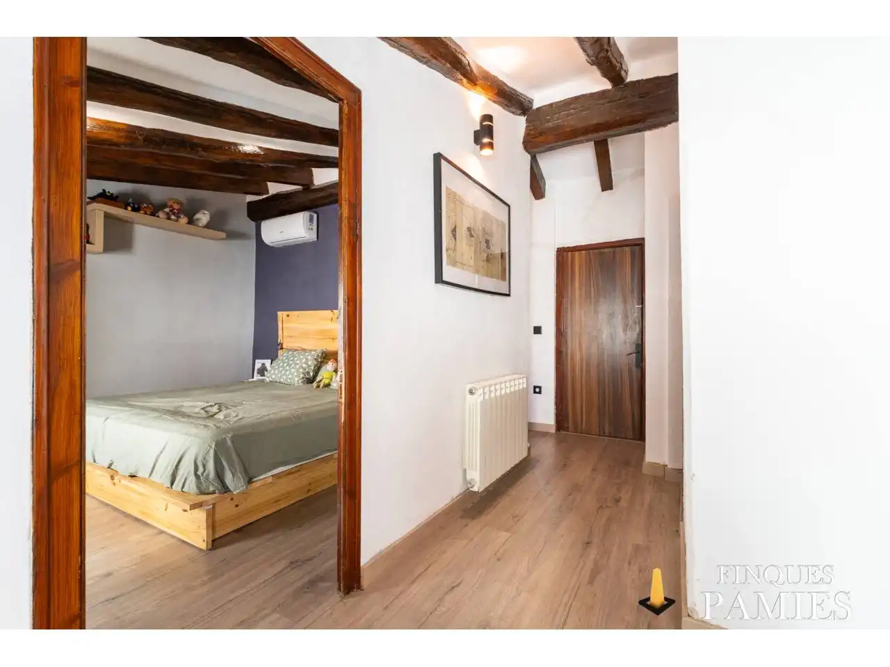 Dormitori de Casa o xalet en venda en Gratallops amb Aire condicionat, Calefacció i Parquet