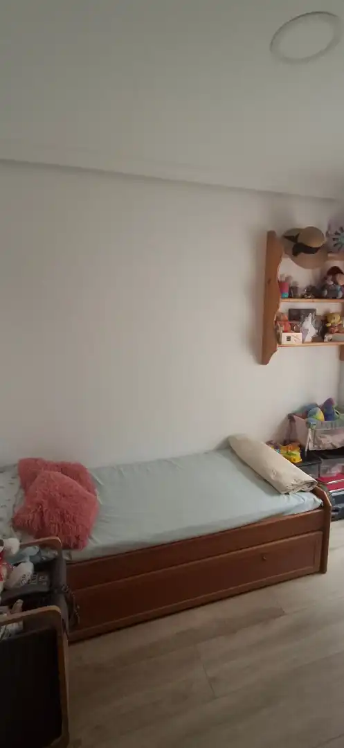 Dormitori de Pis en venda en Dos Hermanas amb Aire condicionat i Terrassa