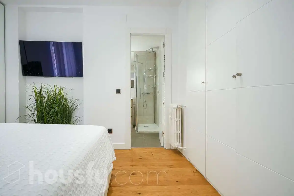 Bedroom of Duplexes for sale in Madrid  with Air Conditioner, Heating and Storage room