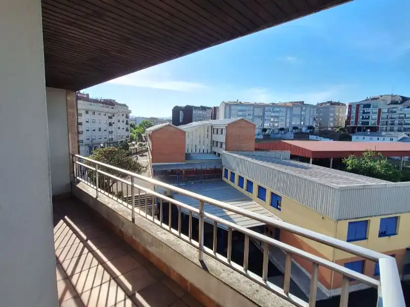 Flat with lift for sale in Avenida de Fermin Bouza Brey 2, imagen 2