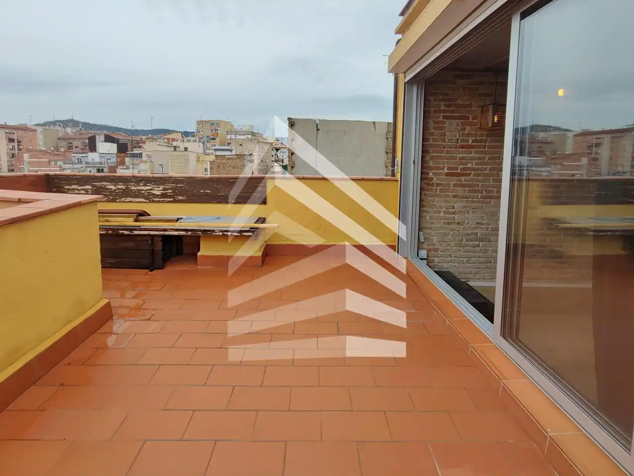Estudio de alquiler en Daoiz I Velarde, Sants