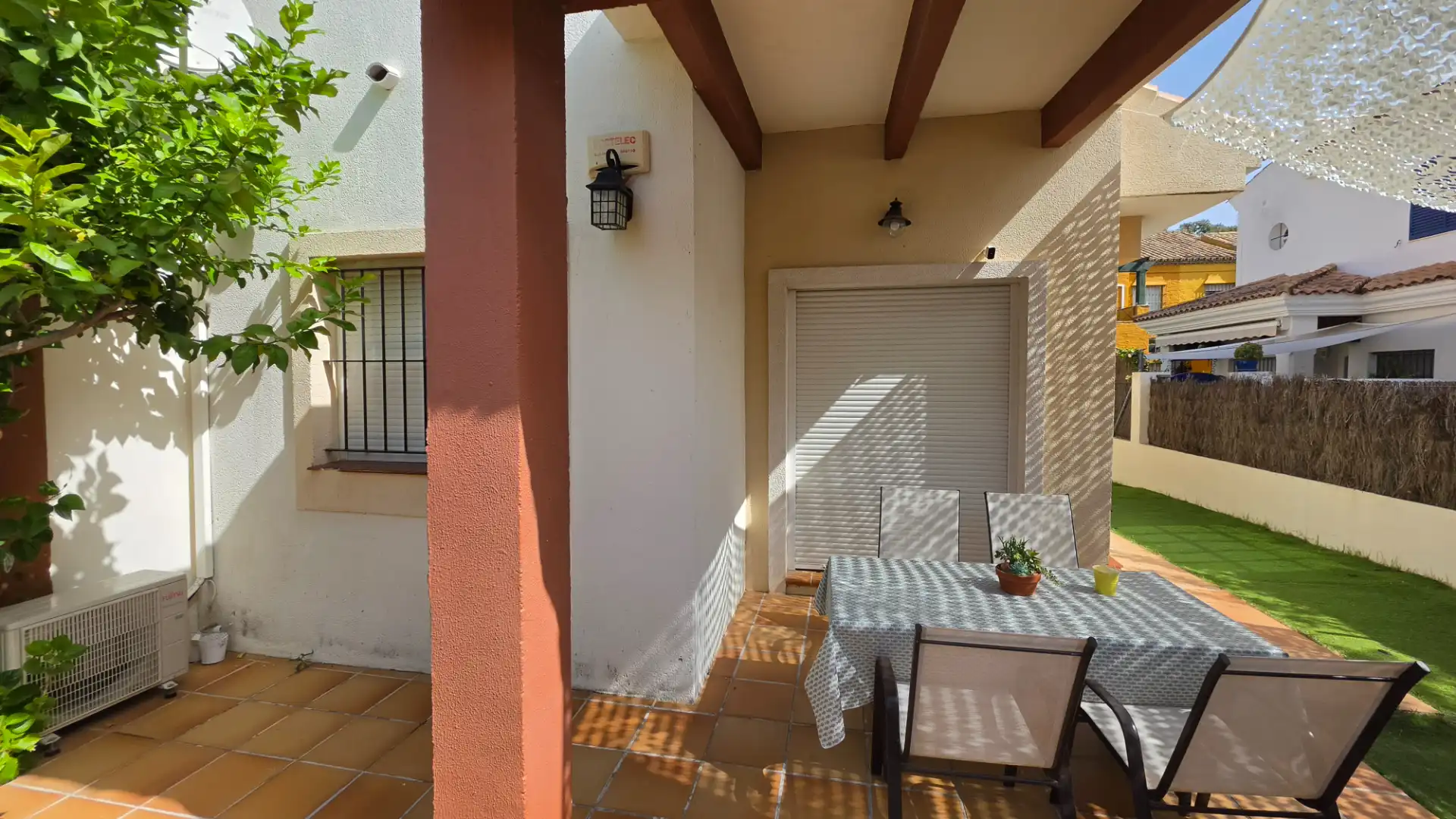 Doppelhaushälfte mit Pool zur Miete in Vistahermosa - Fuentebravía, imagen 2