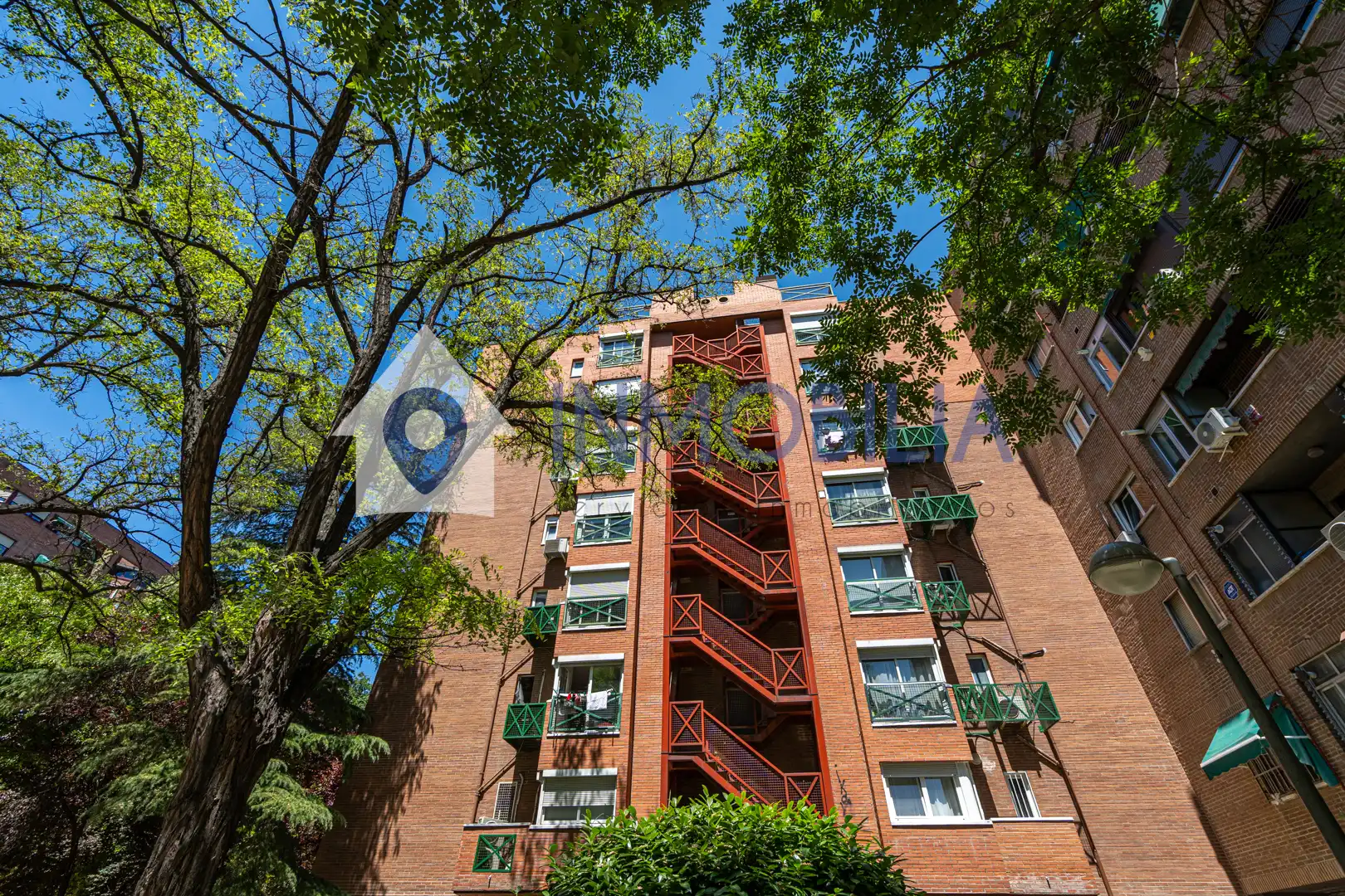 Vista exterior de Piso en venta en Madrid con Aire acondicionado, Calefacción y Piscina