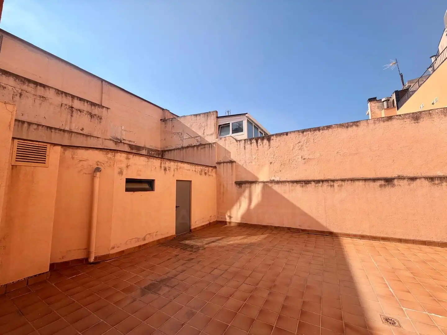 Local comercial en venda a Poble, imagen 16