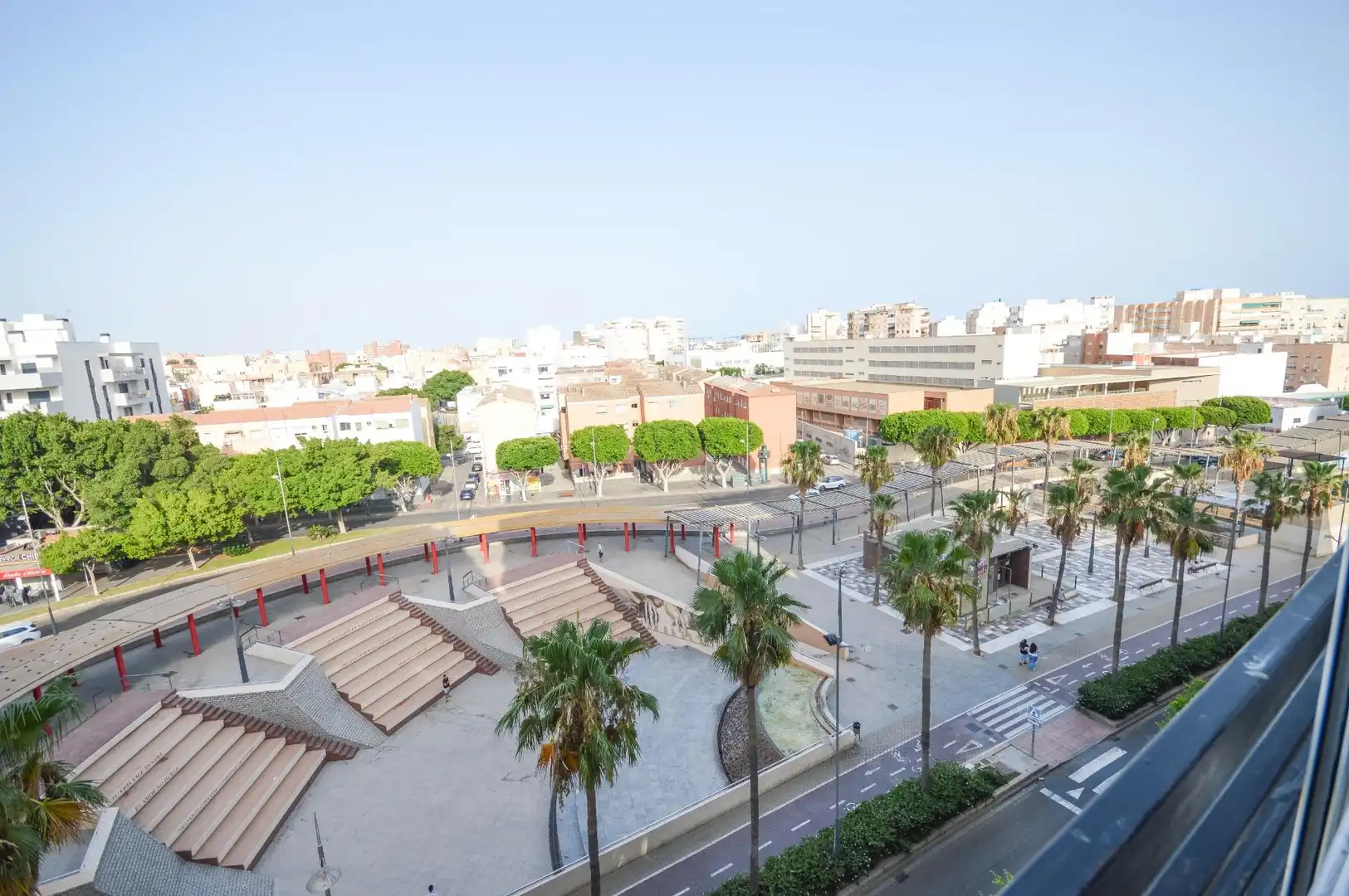Vista exterior de Piso en venta en Almería con Aire acondicionado y Calefacción