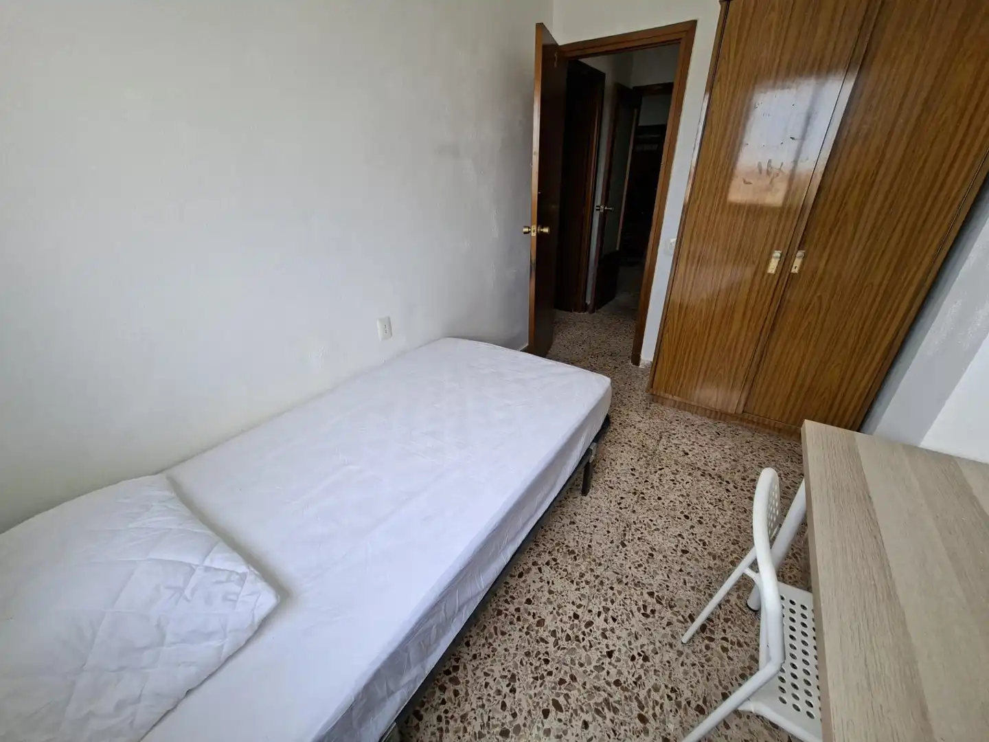 Habitación de Piso de alquiler en Molina de Segura con Aire acondicionado, Amueblado y Balcón