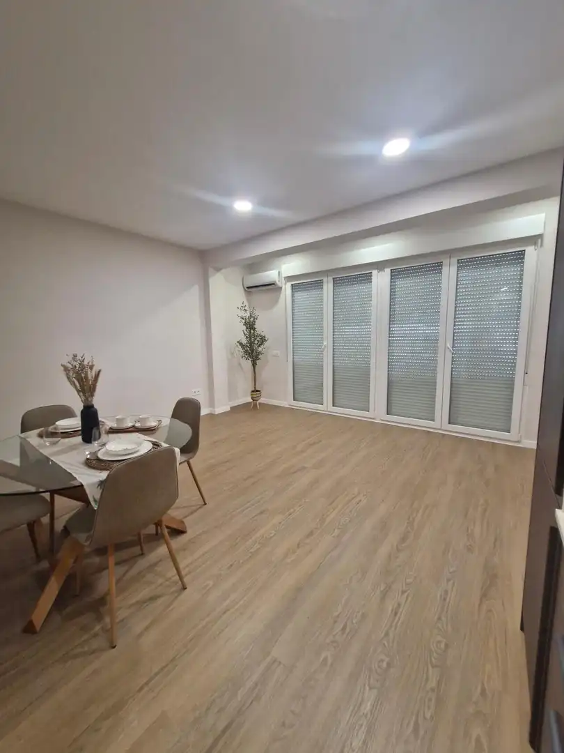 Menjador de Apartament en venda en Valencia amb Aire condicionat, Terrassa i Traster