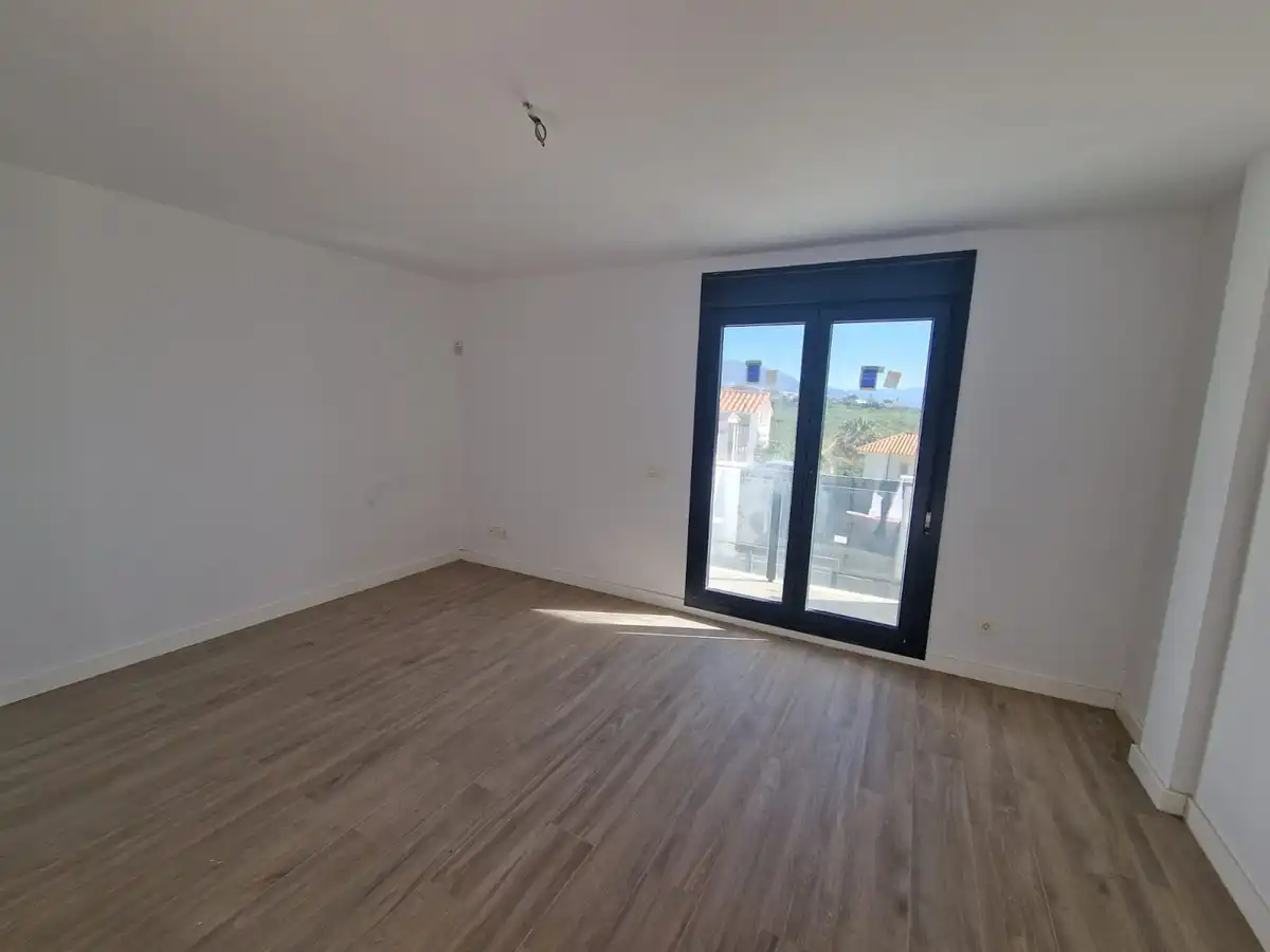 Reihenhaus mit Pool zum Verkauf in Chullera, imagen 10