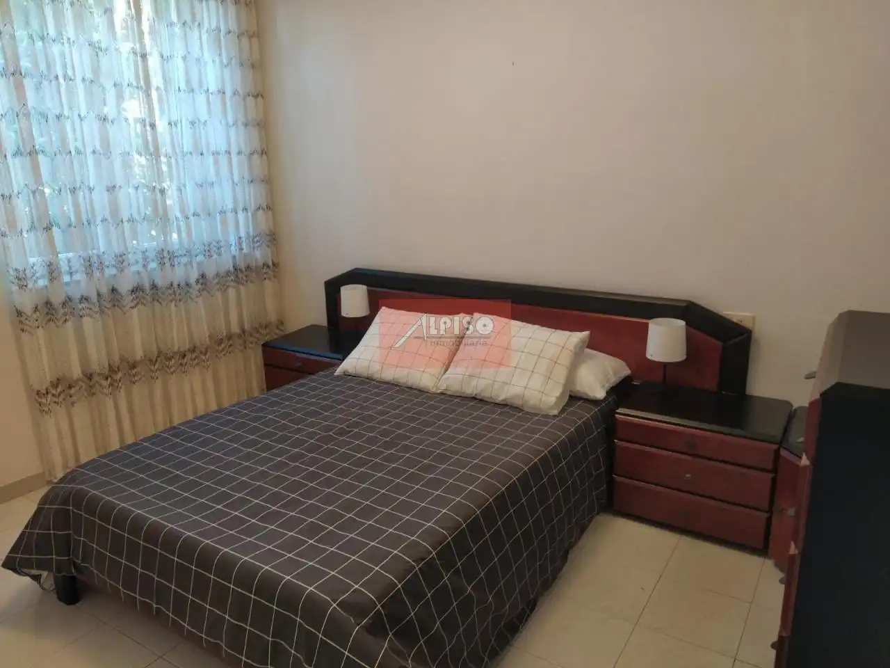 Habitación de Piso de alquiler en Ourense Capital  con Calefacción, Amueblado y Balcón