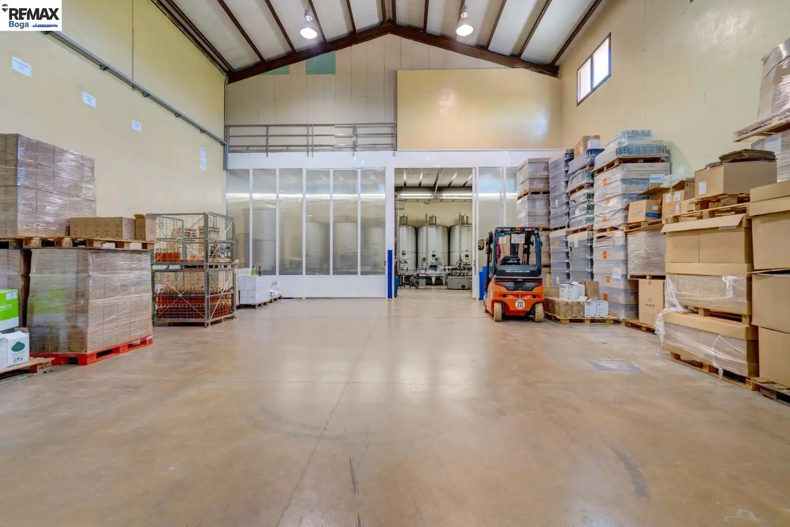 Commercial properties for sale in Cordovín  with Furnished