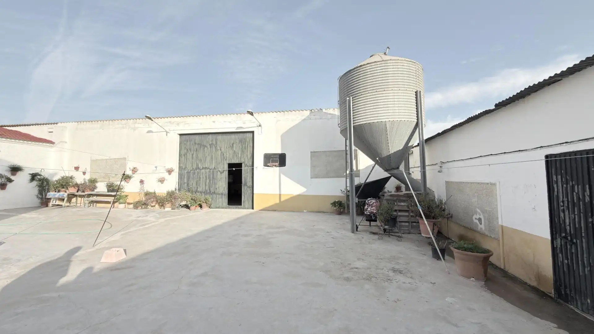 Vista exterior de Finca rústica en venda en Huelva amb Aire condicionat, Terrassa i Piscina