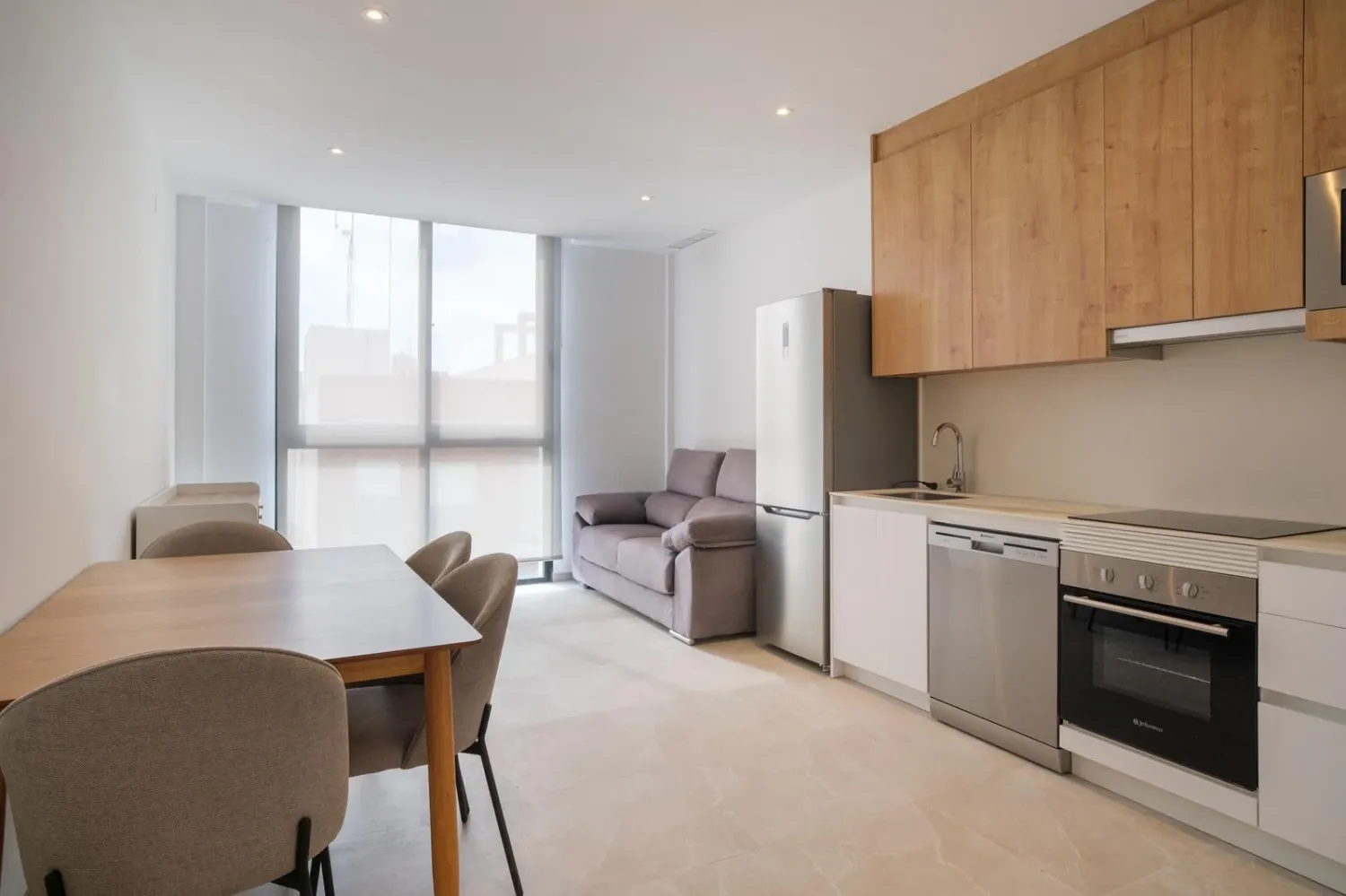 Sala d'estar de Apartament de lloguer en Elche / Elx amb Aire condicionat, Calefacció i Moblat