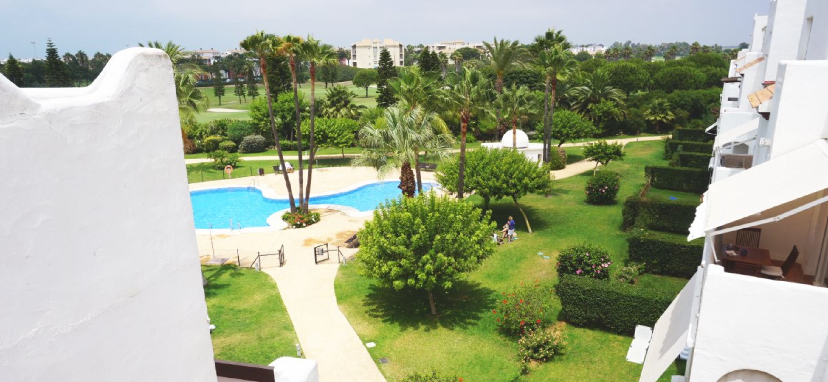 Dúplex en venda a Avenida Reina Sofía, Costa Ballena Golf