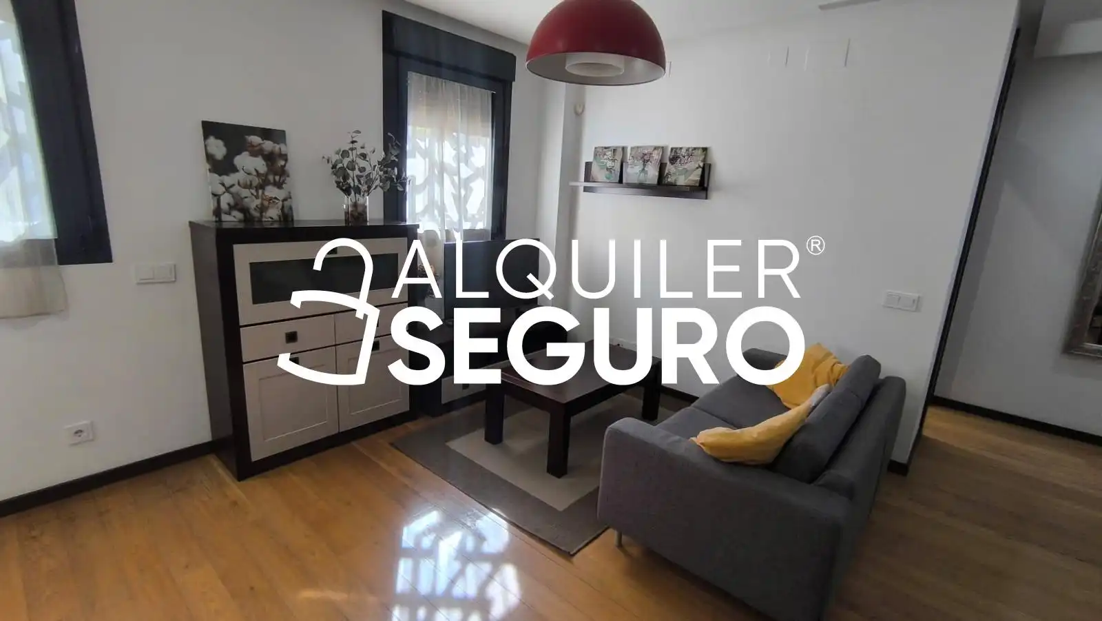 Sala de estar de Piso de alquiler en Sevilla con Aire acondicionado, Calefacción y Amueblado
