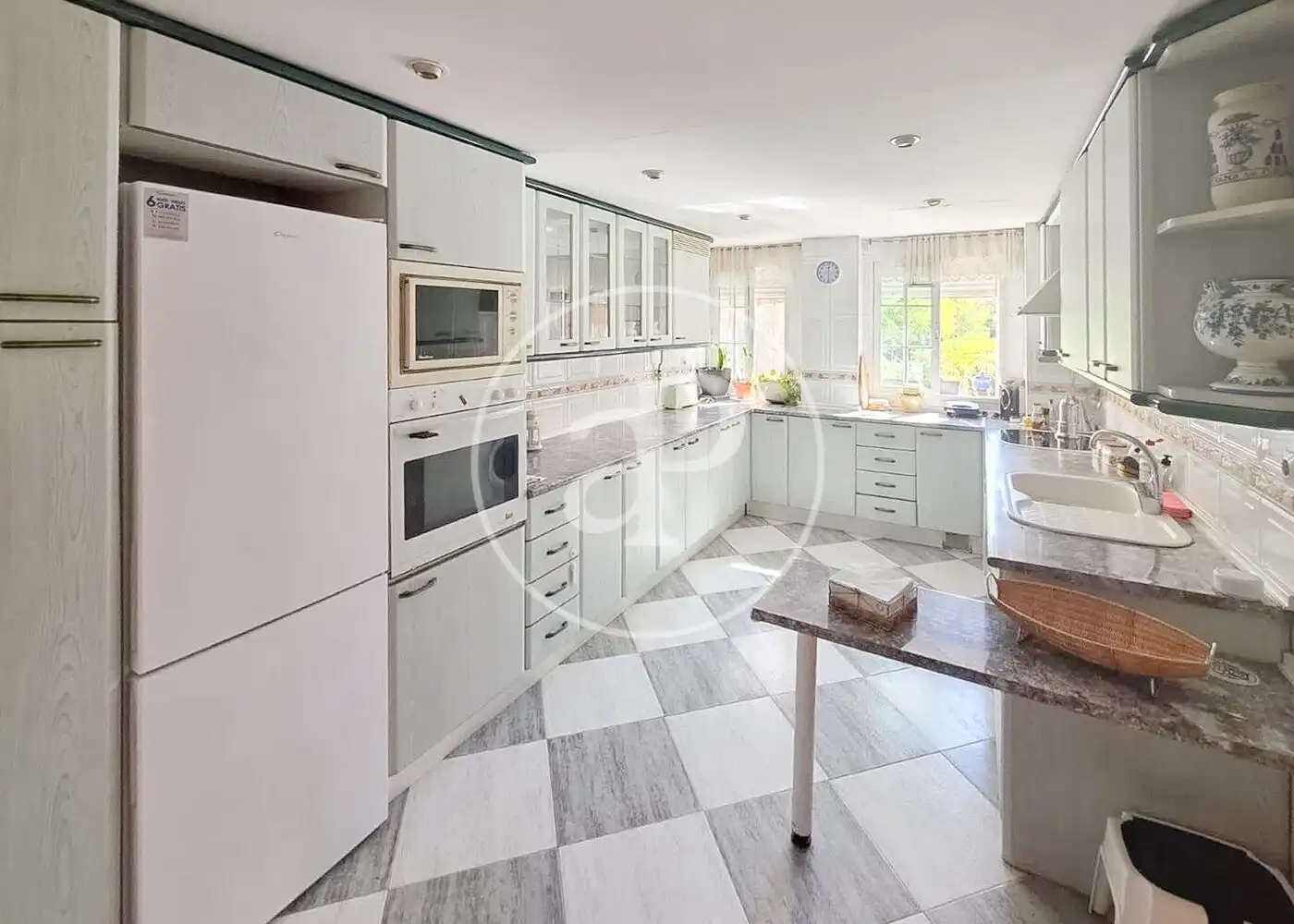 Appartement avec ascenseur à vendre à C de Víctor de la Serna, imagen 3
