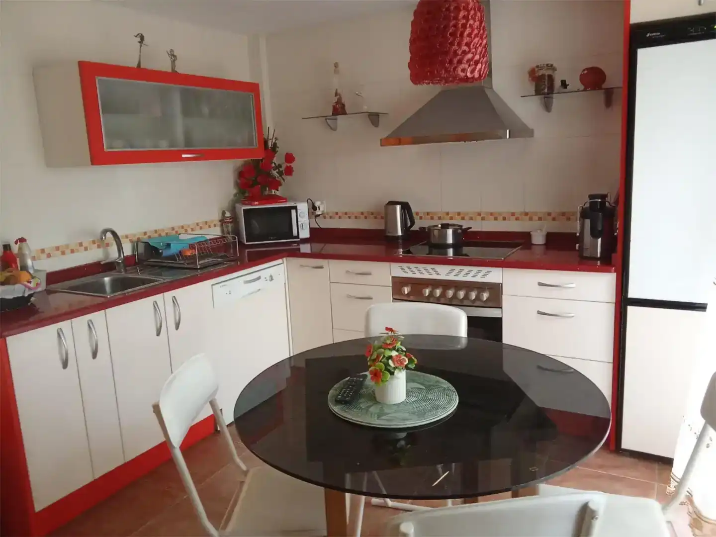 Cocina de Casa o chalet para compartir en Aranjuez con Jardín privado, Amueblado y Horno