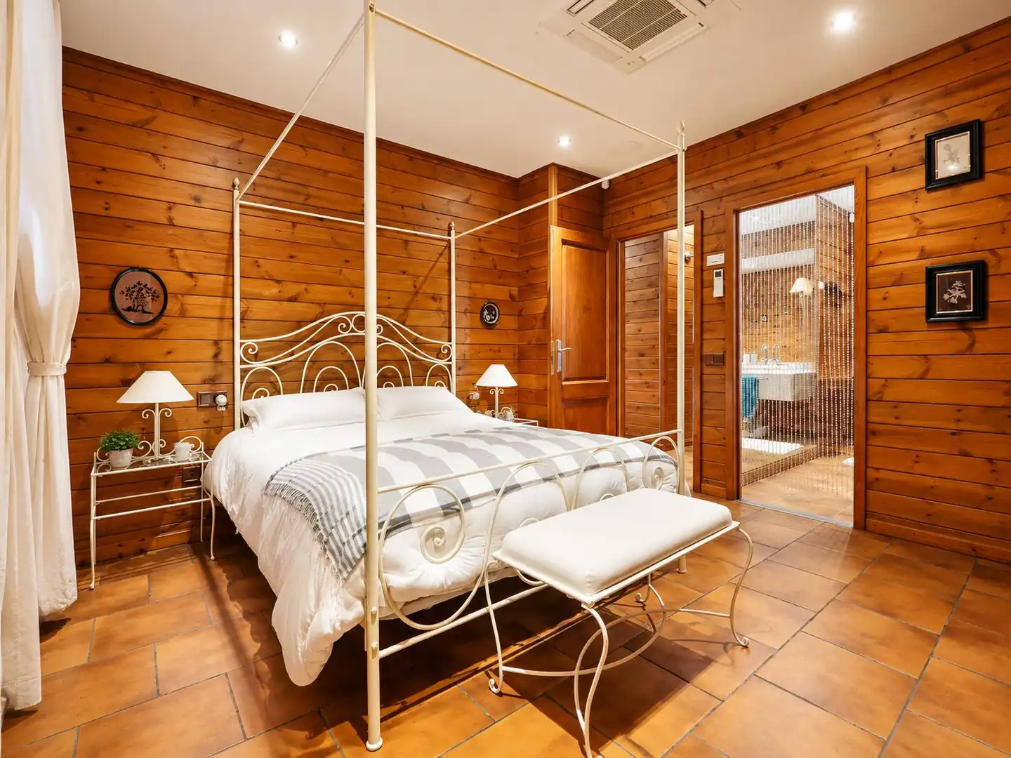 Bedroom of Houses for sale in L'Ampolla