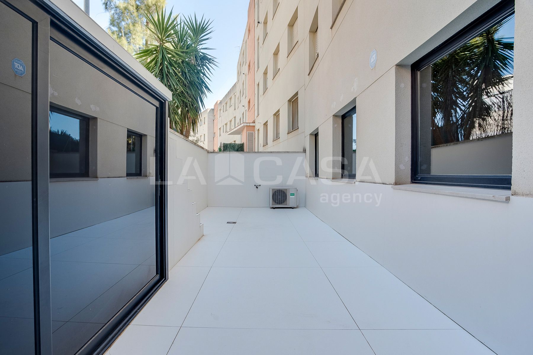 Terrace of Flat for sale in Gavà  with Air Conditioner, Heating and Private garden