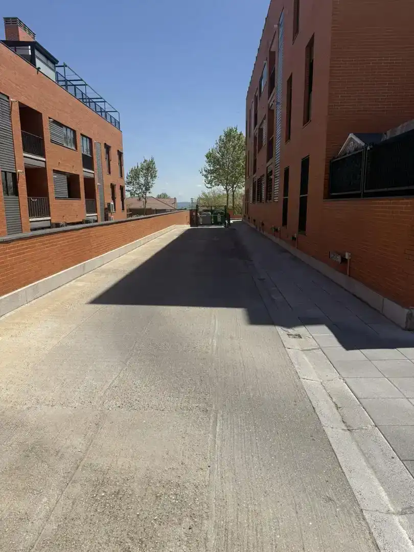 Parking of Garage for rent in Paracuellos de Jarama