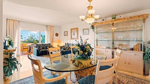 Foto 4 de Apartament en venda a Avenida de las Cumbres, 9a, Elviria, Málaga