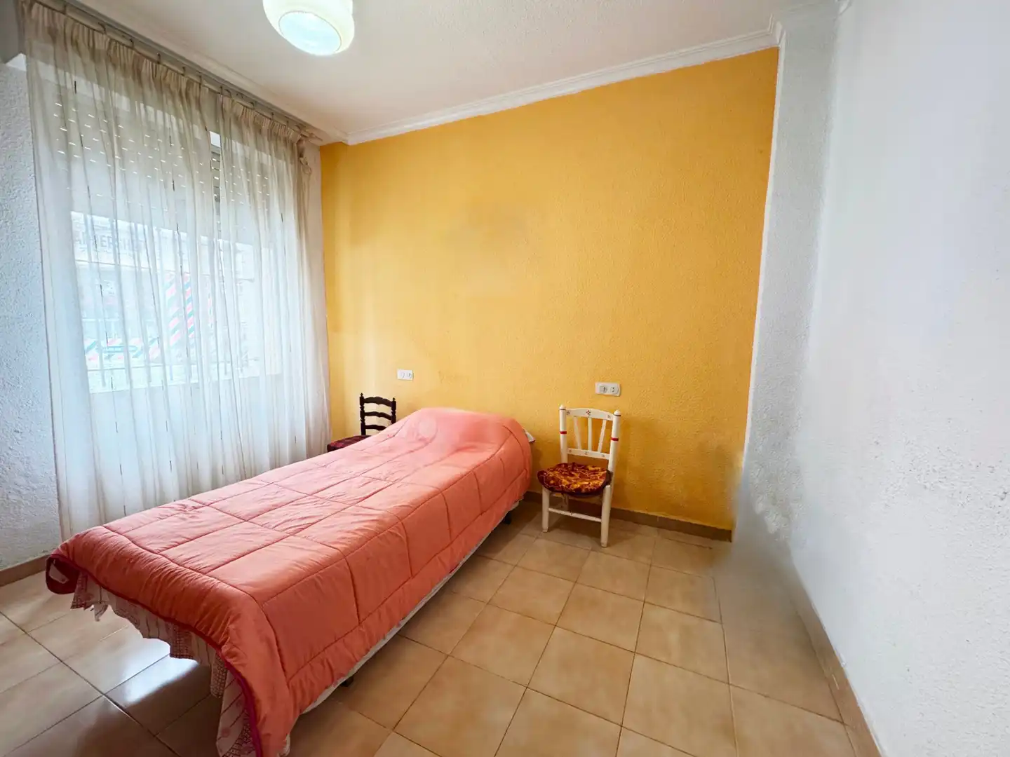 Habitación de Casa adosada en venta en San Pedro del Pinatar con Aire acondicionado, Amueblado y Horno