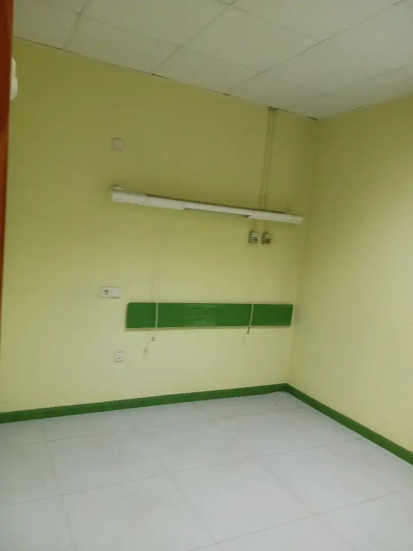 Business premises to rent in Calle de Toledo, imagen 15
