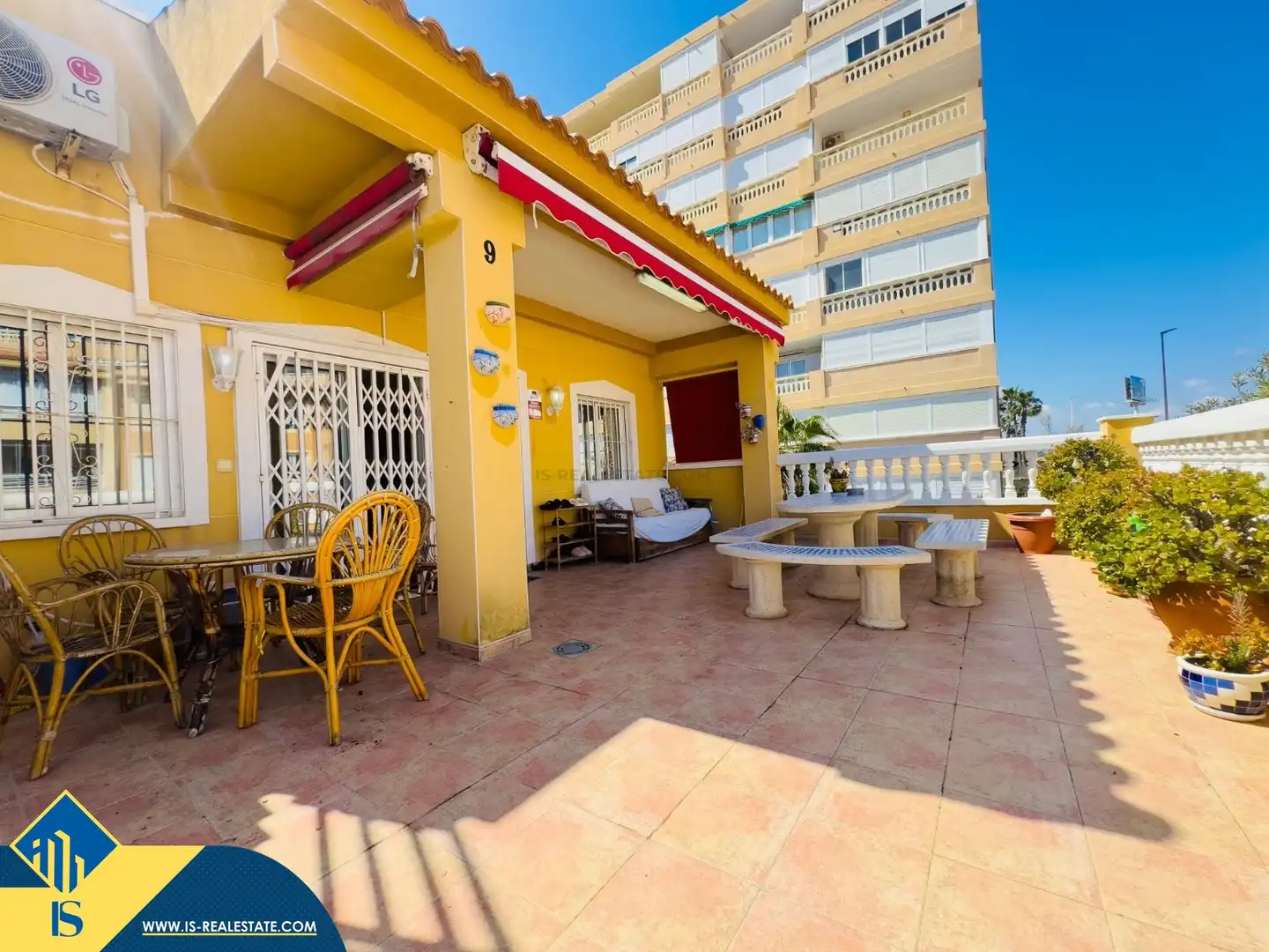 Casa amb terrassa en venda a La Mata, imagen 9