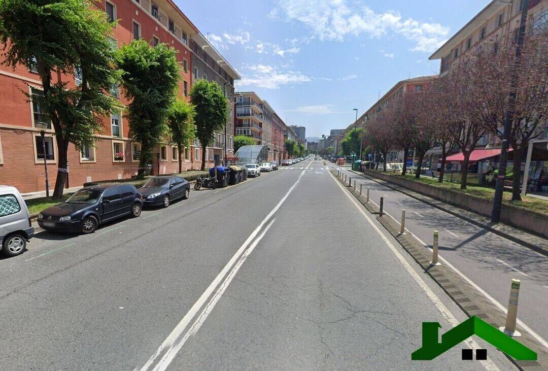 Exterior view of Flat for sale in Bilbao   with Heating and Furnished