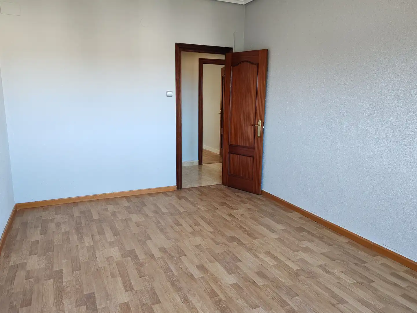 Bedroom of Flat for rent in Avilés  with Terrace and Furnished