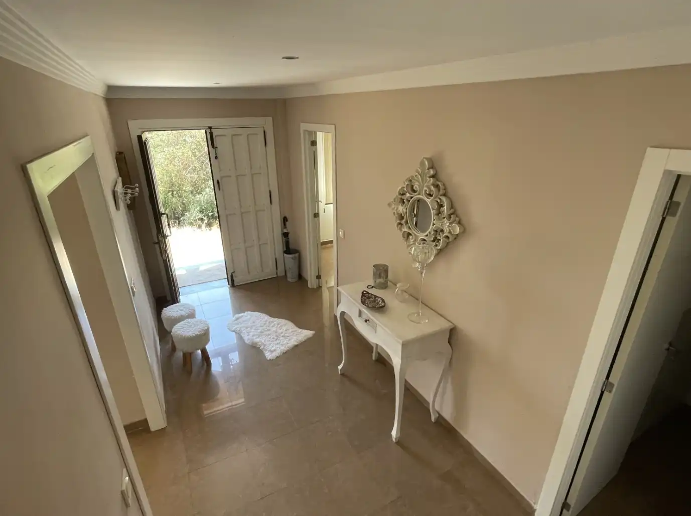 Houses for sale in Algeciras  with Private garden, Terrace and Furnished