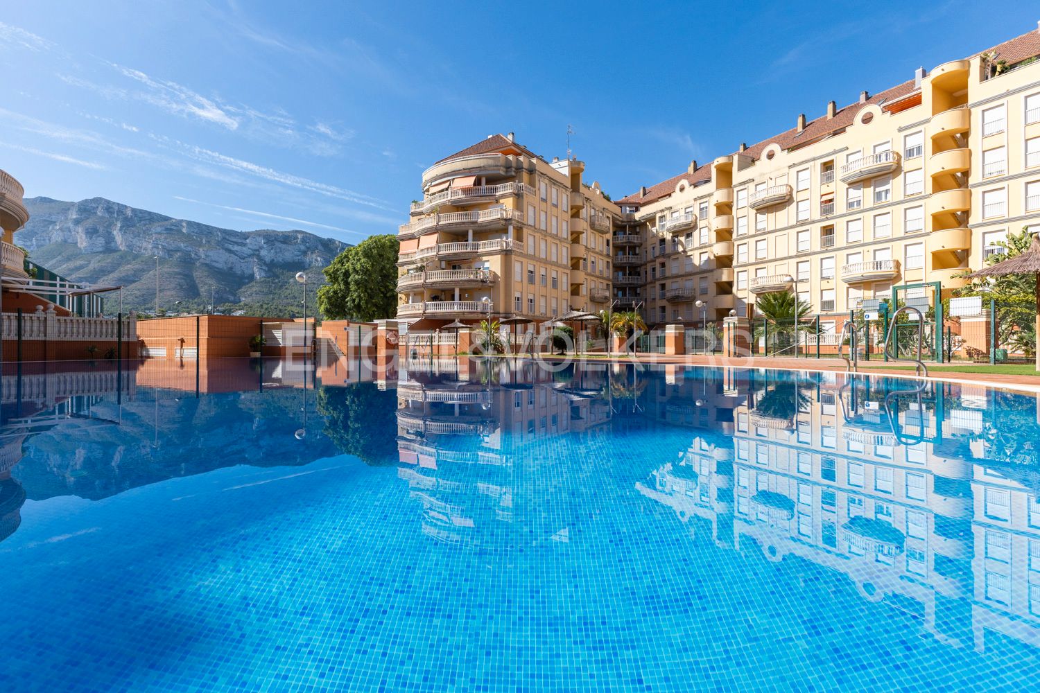 Exterior view of Apartment for sale in Dénia  with Air Conditioner, Heating and Swimming Pool