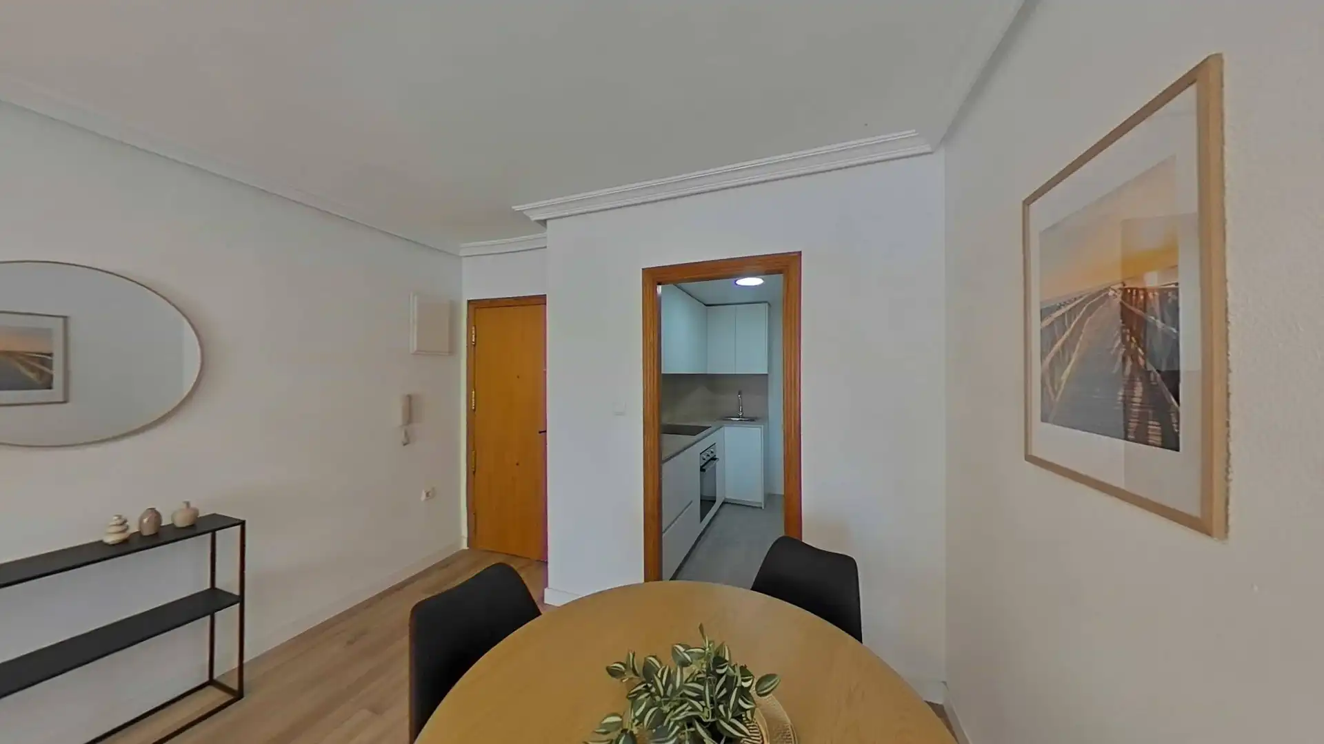 Cuina de Apartament en venda en Torrevieja amb Aire condicionat, Calefacció i Terrassa
