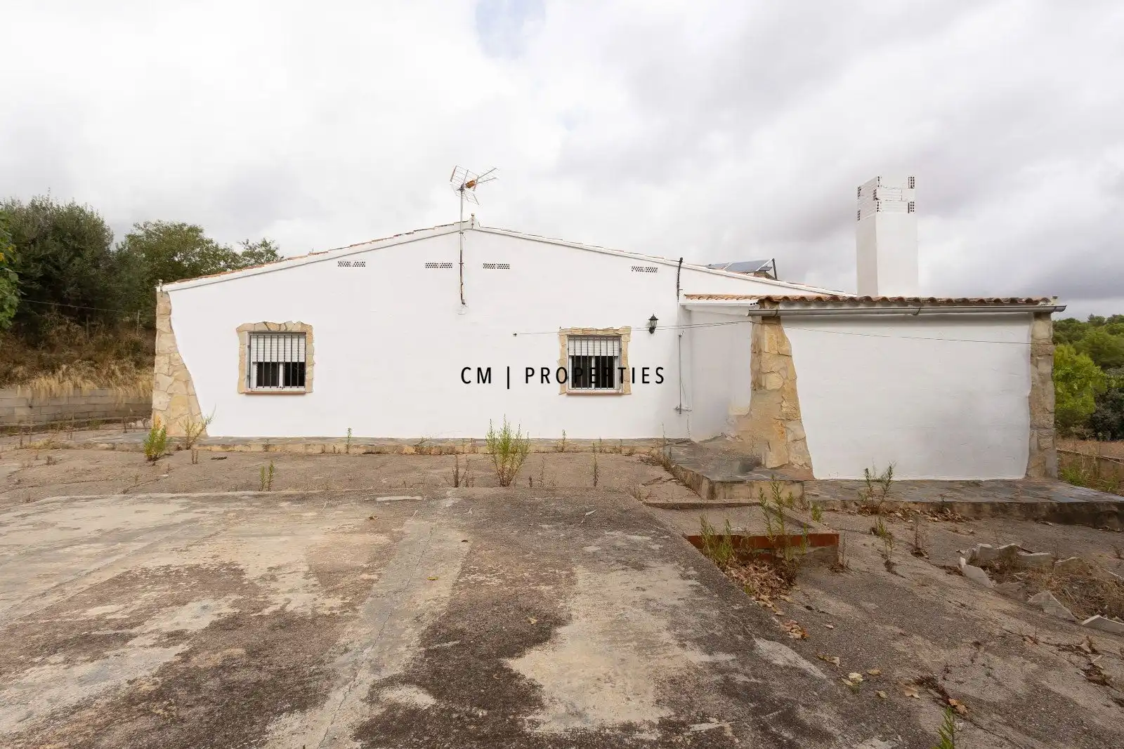 Exterior view of Houses for sale in Chiva  with Air Conditioner, Heating and Terrace