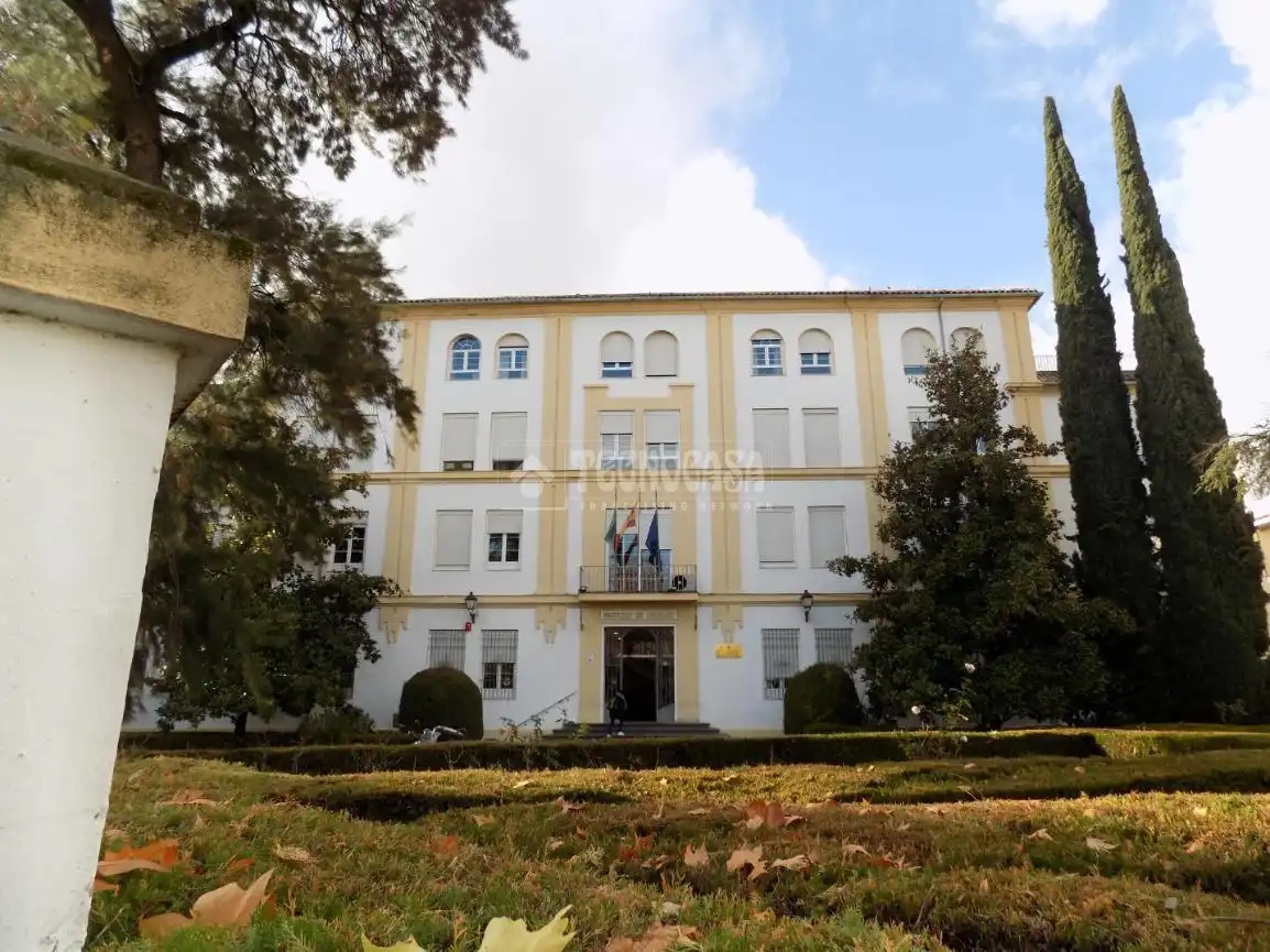 Vista exterior de Piso en venta en Córdoba con Aire acondicionado y Balcón