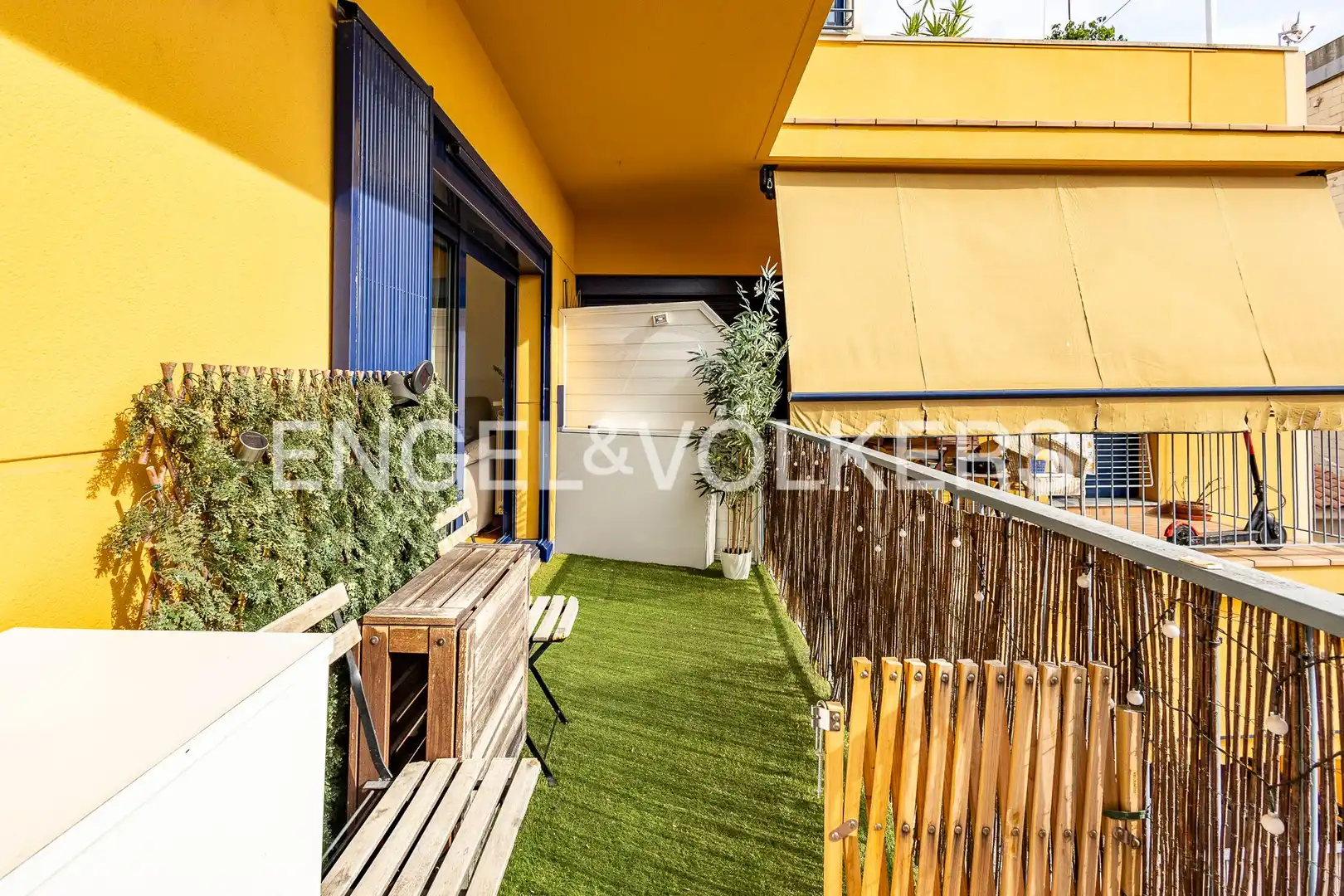 Balcony of Attic for sale in Esplugues de Llobregat  with Air Conditioner, Heating and Parquet flooring