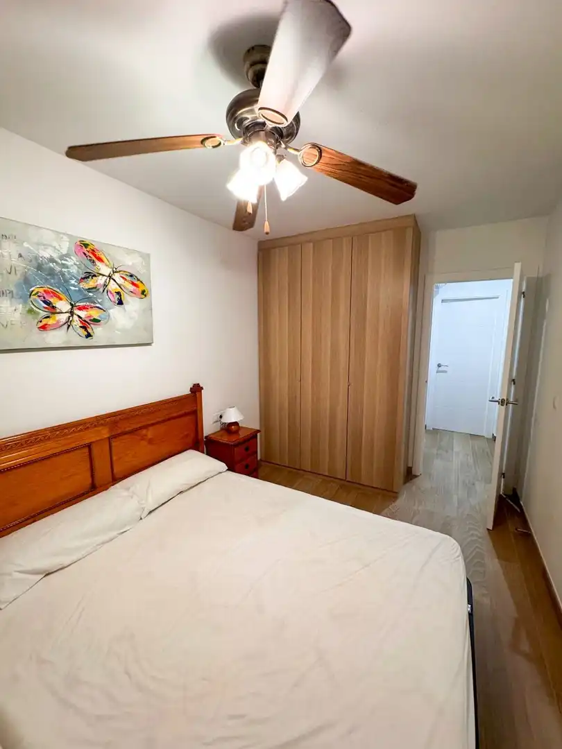 Schlafzimmer von Einfamilien-Reihenhaus zur Miete in Orihuela mit Klimaanlage, Schwimmbad und Gemeinschaftspool